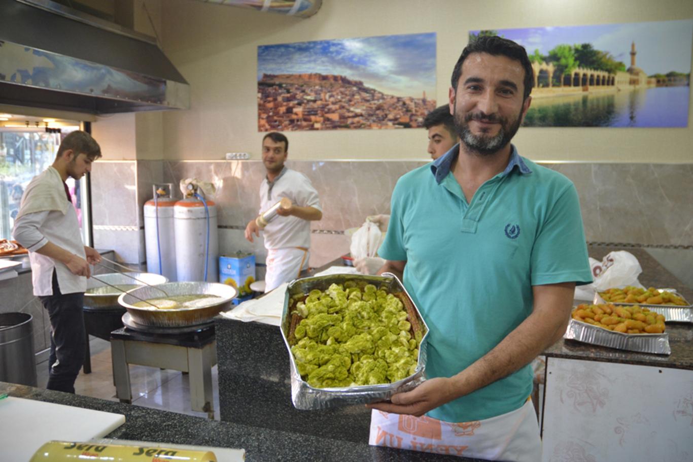 Ramazan sofralarının vazgeçilmezi "atom tatlısı" Ramazan sofralarının vazgeçilmezi "atom tatlısı"